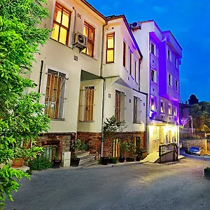 Hotel Divas, Provincia di Istanbul